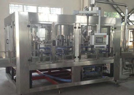 Full Automatic Bottle Filling Machine / Mineral Water Filling Plant for 5L PET Bottle 1000BPH